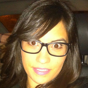 Meet your Posher, Larissa